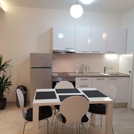 Apartament Apartman Cezar Stobreč Zewnętrze zdjęcie