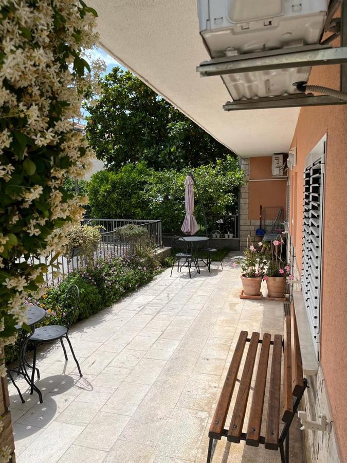Apartament Apartman Cezar Stobreč Zewnętrze zdjęcie
