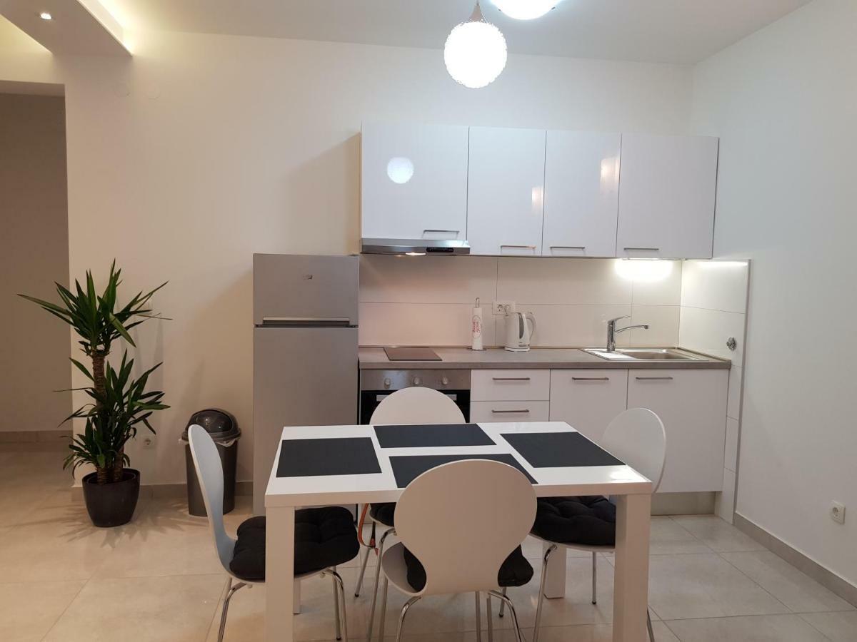 Apartament Apartman Cezar Stobreč Zewnętrze zdjęcie