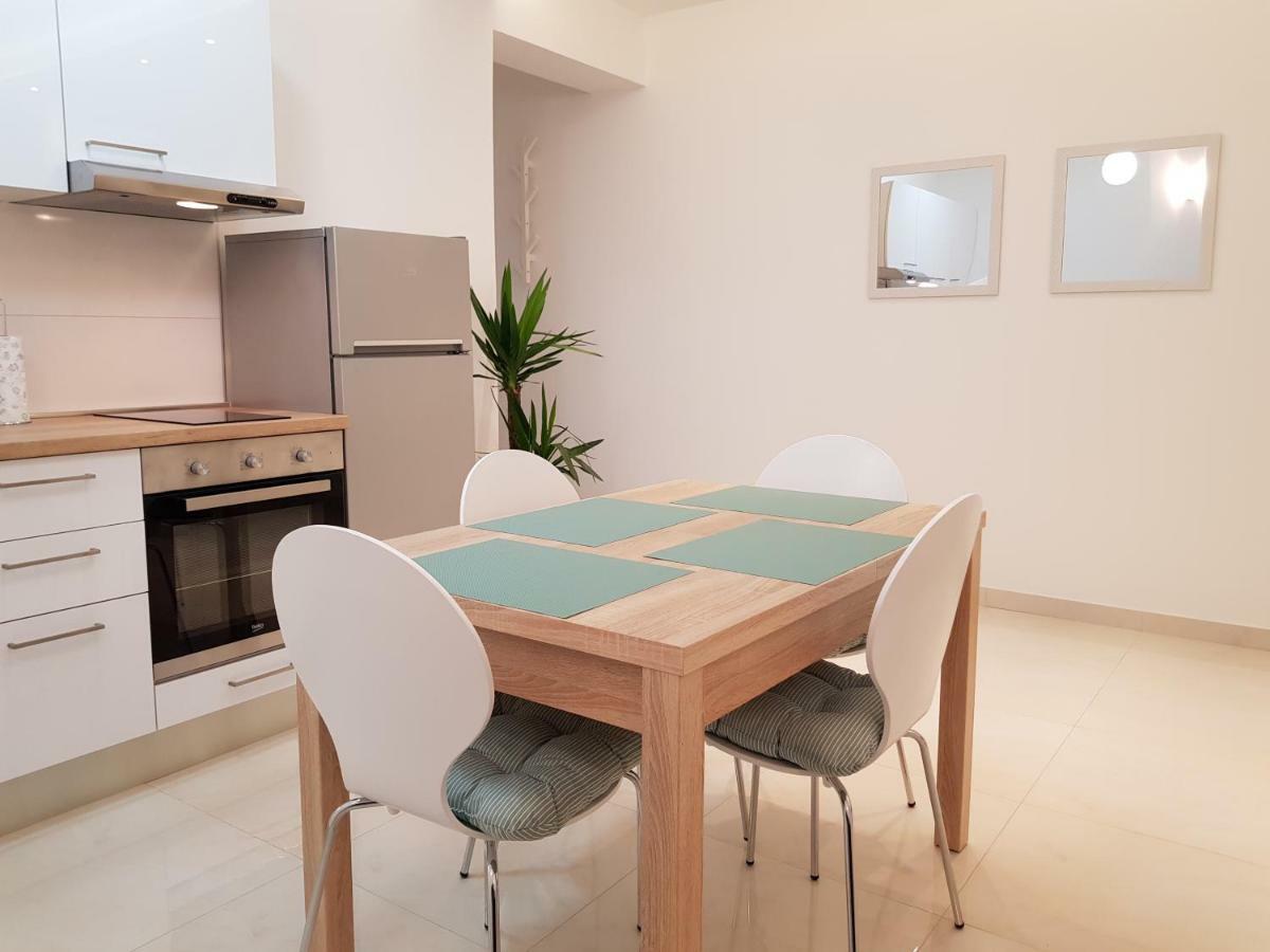 Apartament Apartman Cezar Stobreč Zewnętrze zdjęcie